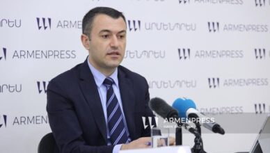 Karevor lur toshakaruneri hamar