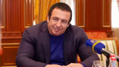 Tsarukyanin puty tvecin